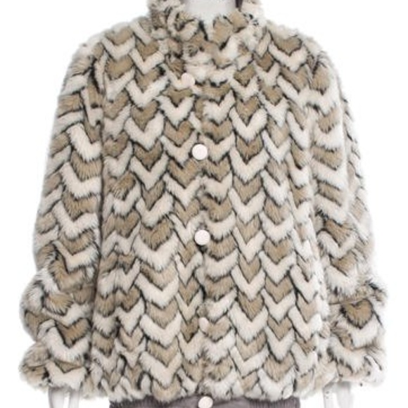 Marc by Marc Jacobs Faux Fur coat - Picture 1 of 5
